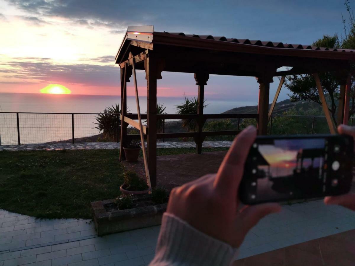 博尼法蒂Azienda Agrituristica La Fonte别墅 外观 照片