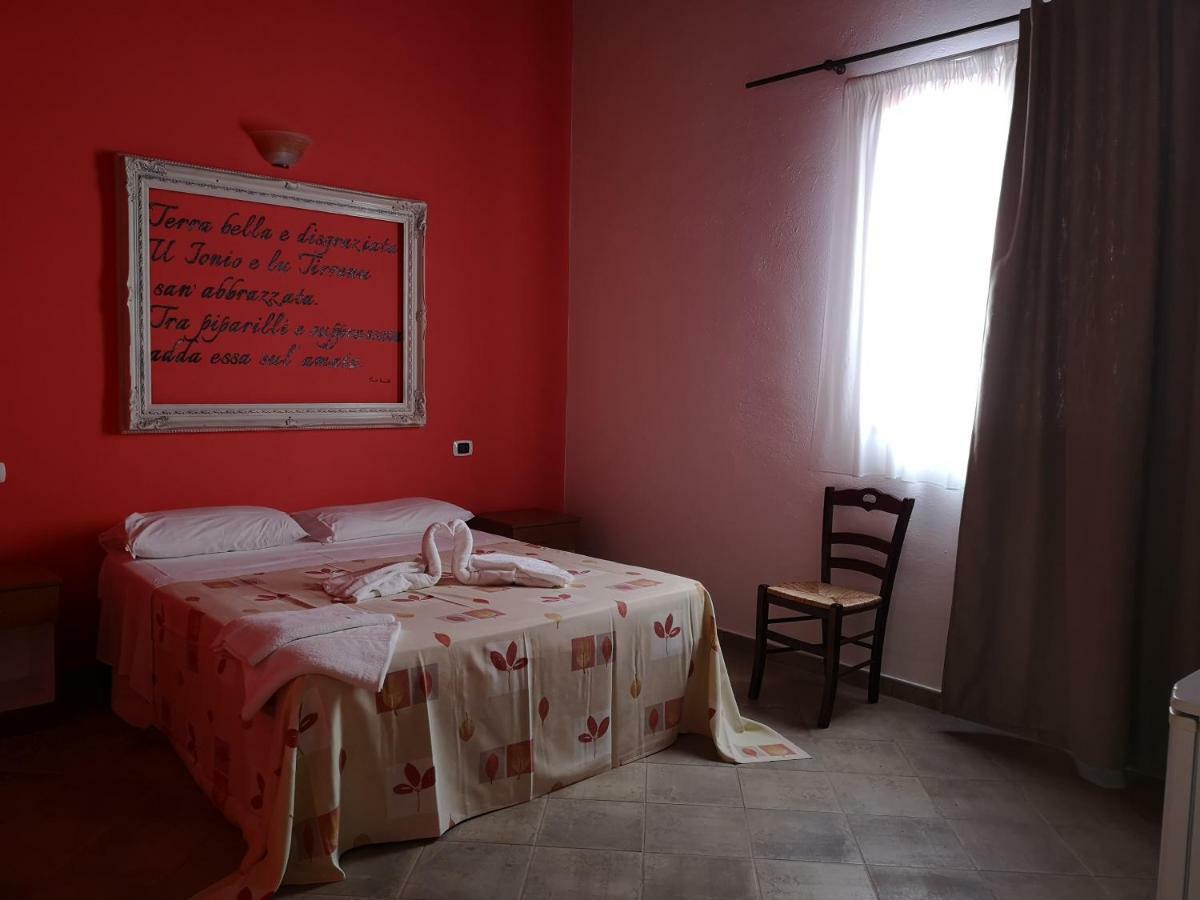 博尼法蒂Azienda Agrituristica La Fonte别墅 外观 照片